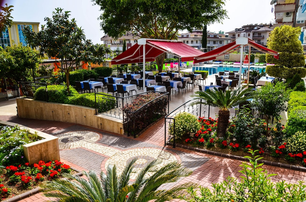 Ark Suite Hotel — Restaurant & bars in Alanya