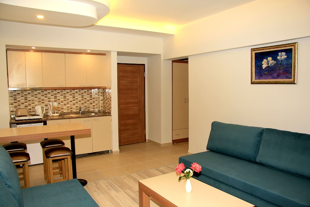 Ark Suite Hotel — Hotel rooms in Alanya