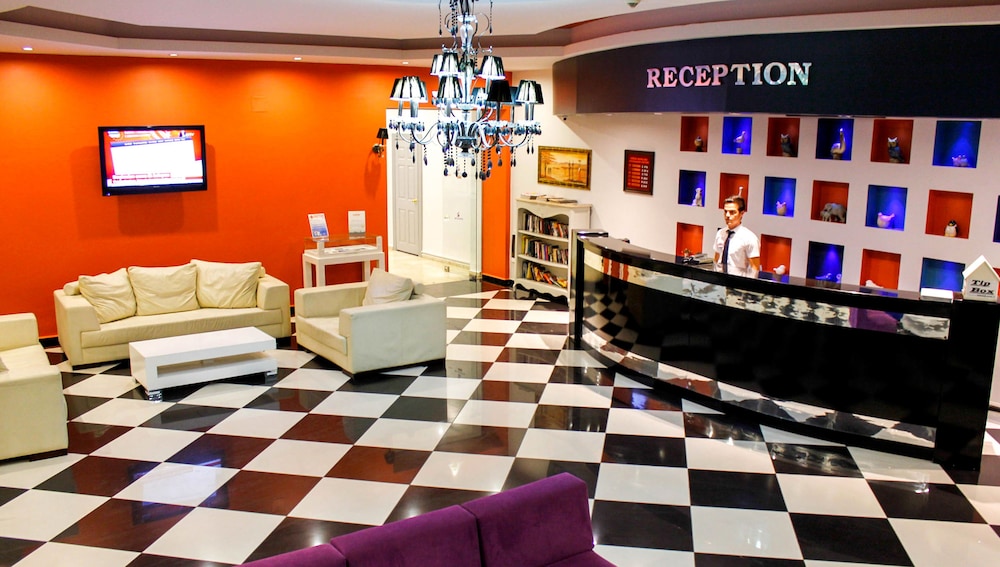 Ark Suite Hotel — Hotel building in Alanya