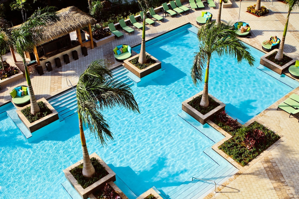 Marriott Aruba Resort & Stellaris Casino — Swimming pool in Noord, Aruba