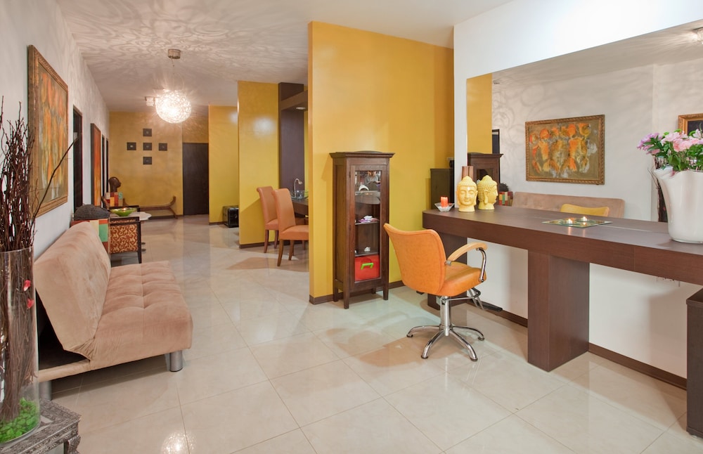 Holiday Inn Resort Aruba - Beach Resort & Casino by IHG — Spa in Noord, Aruba
