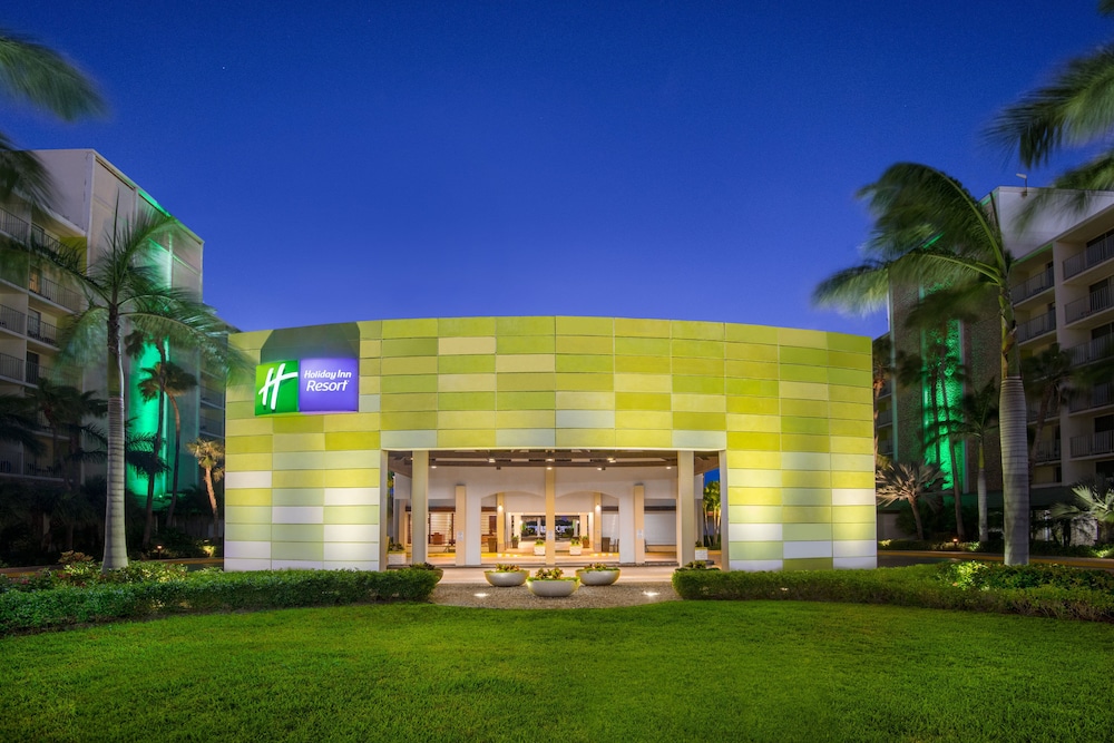 Holiday Inn Resort Aruba - Beach Resort & Casino by IHG — Hotel building in Noord, Aruba