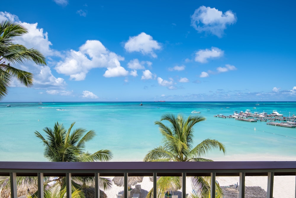Holiday Inn Resort Aruba - Beach Resort & Casino by IHG — Beach in Noord, Aruba
