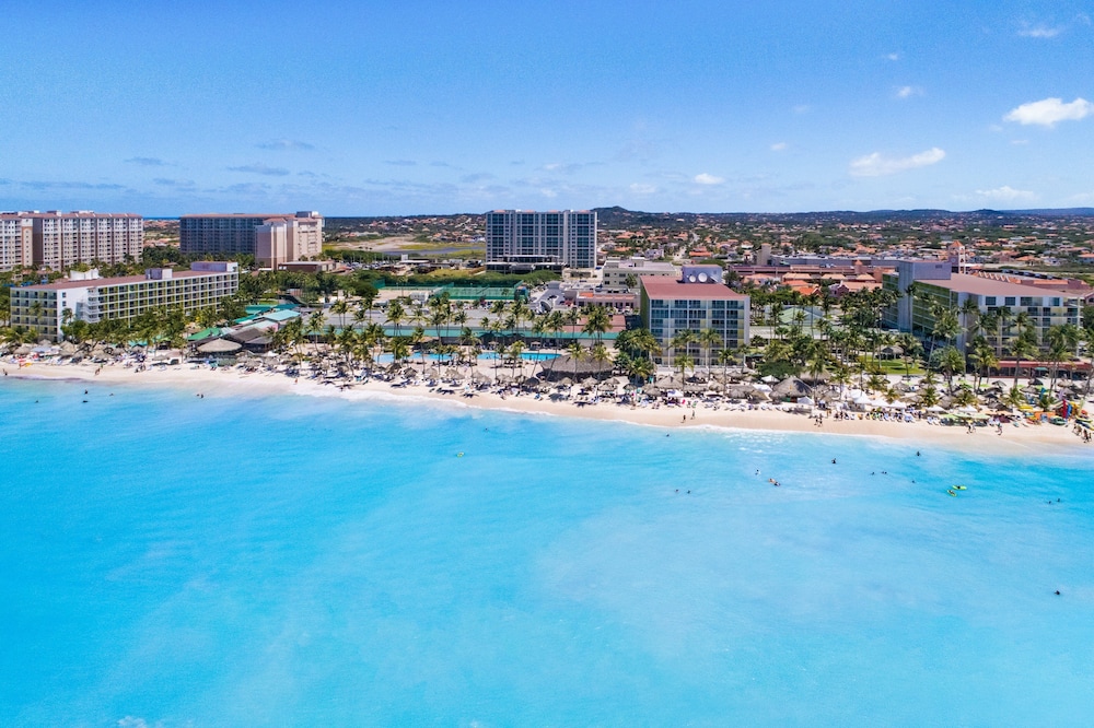 Holiday Inn Resort Aruba - Beach Resort & Casino by IHG — Beach in Noord, Aruba