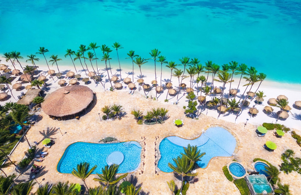 Holiday Inn Resort Aruba - Beach Resort & Casino by IHG — Beach in Noord, Aruba