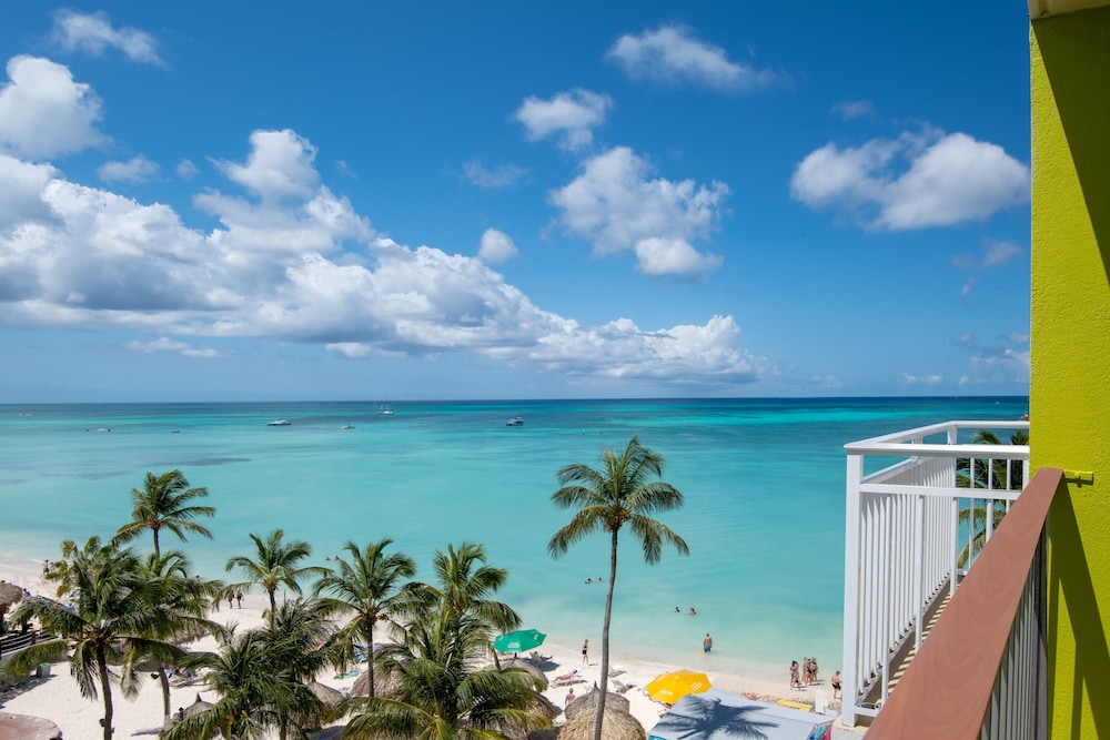 Holiday Inn Resort Aruba - Beach Resort & Casino by IHG — Beach in Noord, Aruba