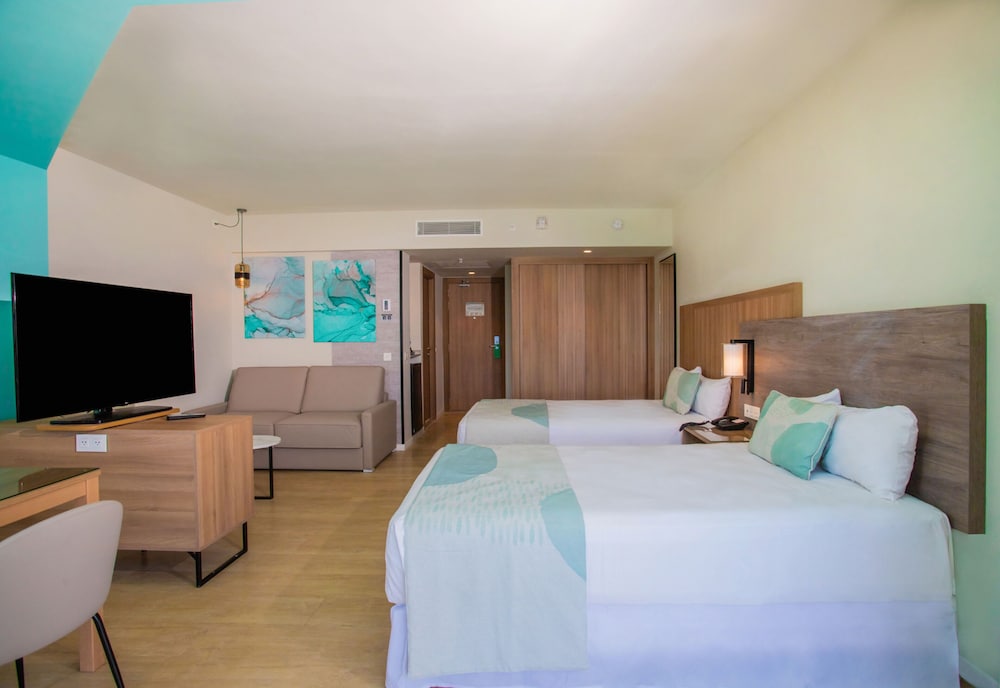Hotel Riu Palace Antillas - Adults Only - All Inclusive — Hotel rooms in Noord, Aruba