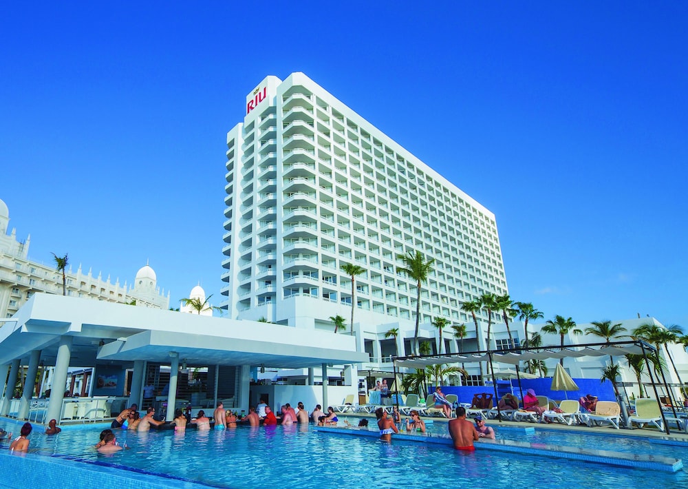 Hotel Riu Palace Antillas - Adults Only - All Inclusive — Hotel building in Noord, Aruba