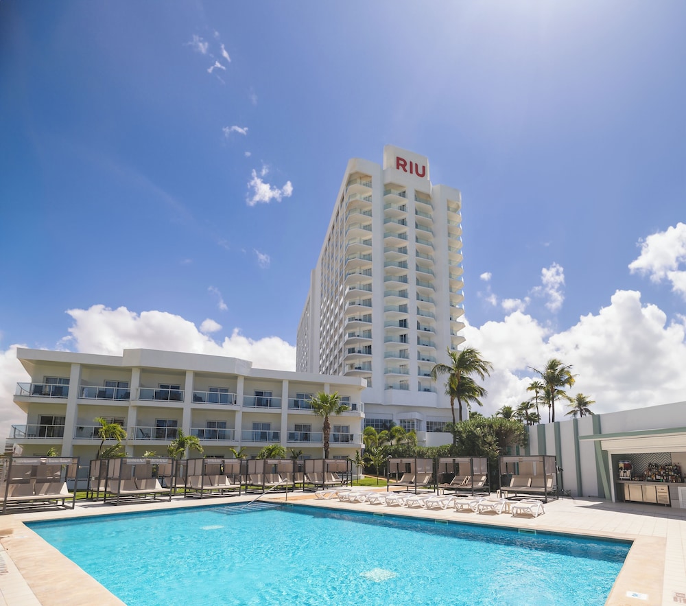 Hotel Riu Palace Antillas - Adults Only - All Inclusive — Hotel building in Noord, Aruba