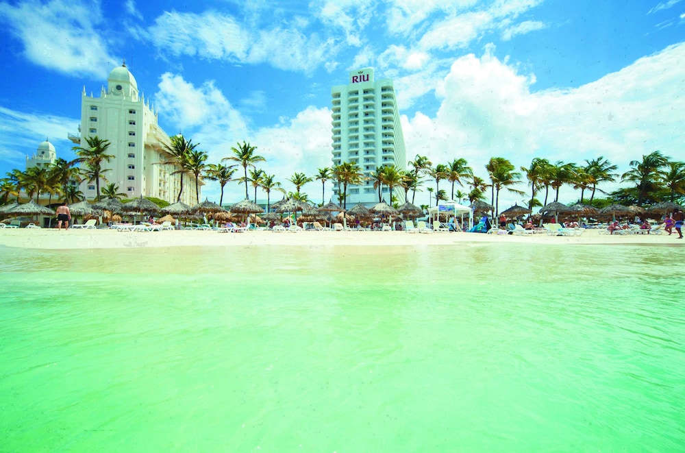 Hotel Riu Palace Antillas - Adults Only - All Inclusive — Beach in Noord, Aruba