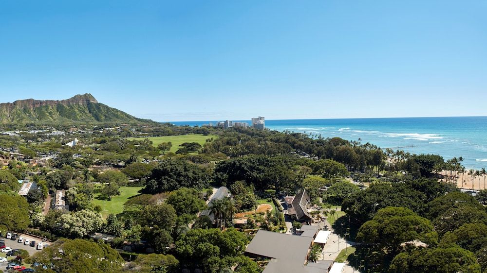Queen Kapiolani Hotel image