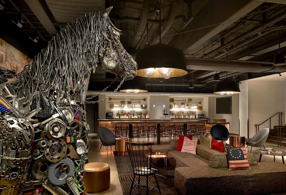 Revere Hotel Boston Common — Restaurant & bars in Boston, Massachusetts