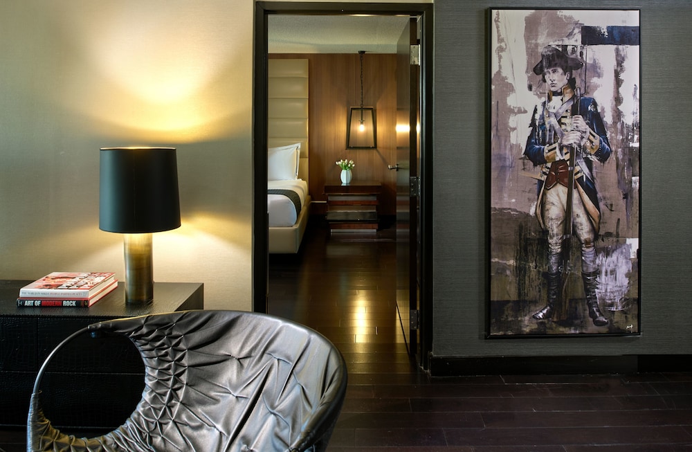 Revere Hotel Boston Common — Hotel rooms in Boston, Massachusetts