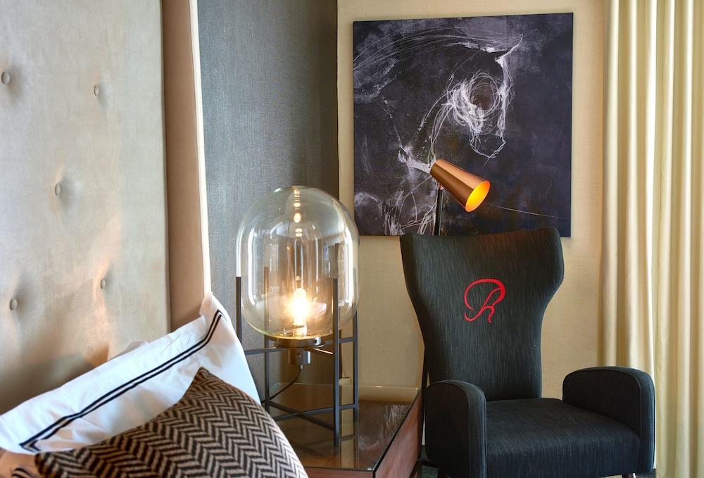 Revere Hotel Boston Common — Hotel rooms in Boston, Massachusetts