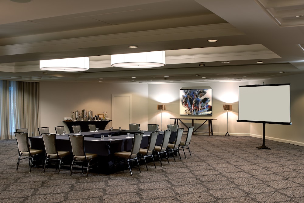 Revere Hotel Boston Common — Hotel building in Boston, Massachusetts