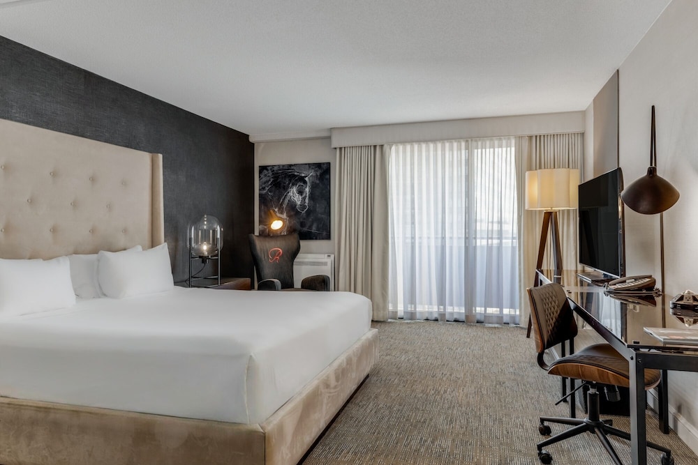 Revere Hotel Boston Common — Hotel rooms in Boston, Massachusetts