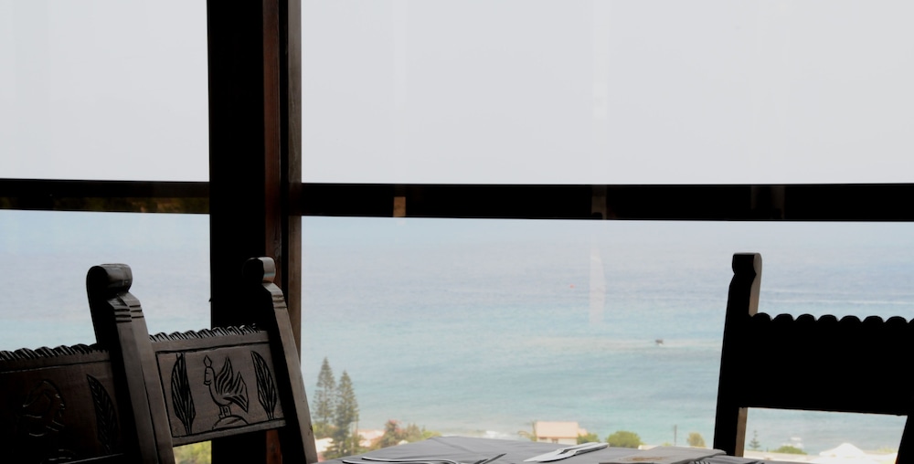 Hersonissos Village Hotel & Bungalows - All inclusive — Hotel rooms in Hersonissos