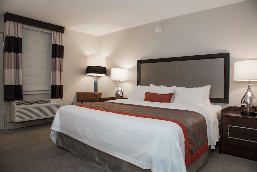 Ramada by Wyndham Boston — Hotel rooms in Boston, Massachusetts