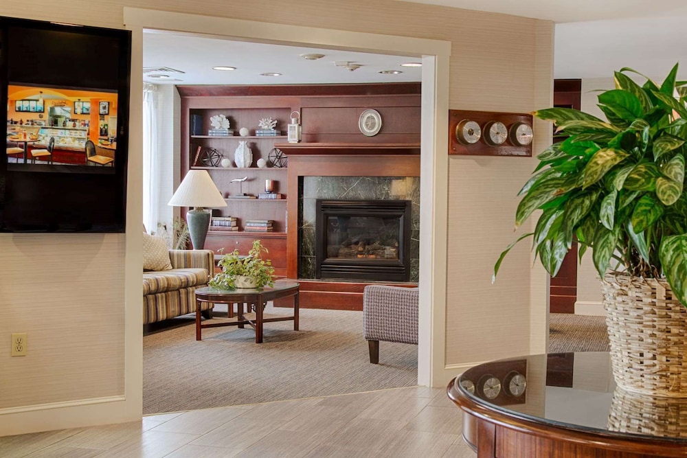 Ramada by Wyndham Boston — Hotel rooms in Boston, Massachusetts