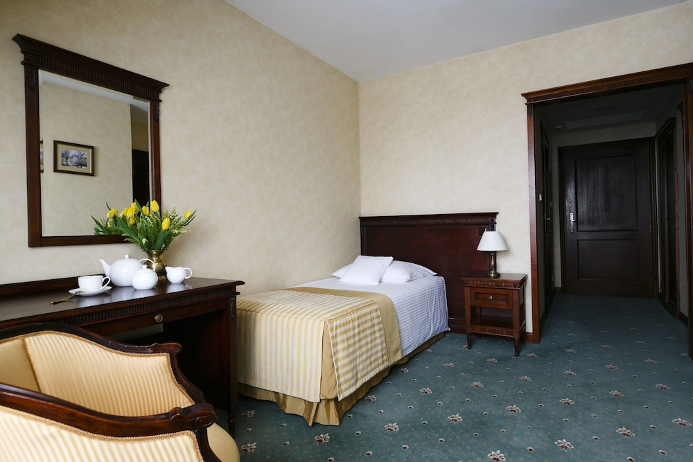 Turowka Hotel & Spa — Hotel rooms in Wieliczka, Lesser Poland