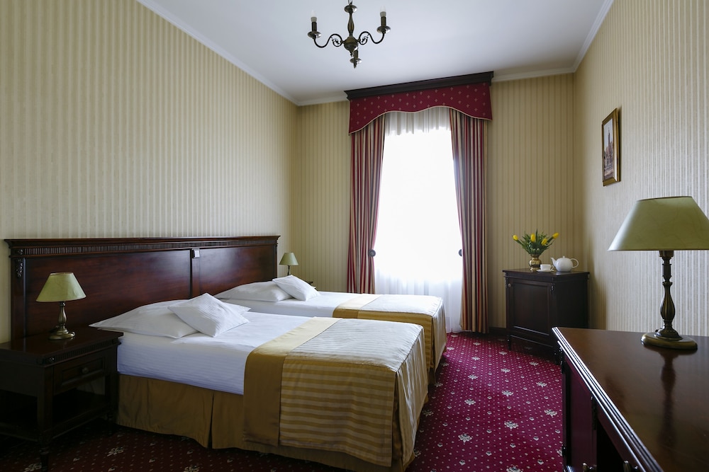 Turowka Hotel & Spa — Hotel rooms in Wieliczka, Lesser Poland