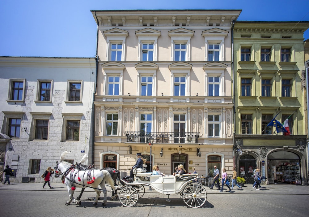 Hotel Senacki — Hotel building in Krakow, Lesser Poland