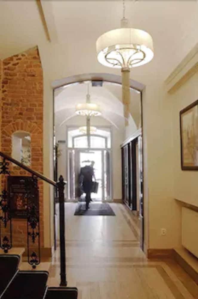 Hotel Senacki — Hotel building in Krakow, Lesser Poland
