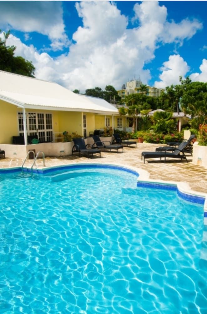 Island Inn All Inclusive Hotel image