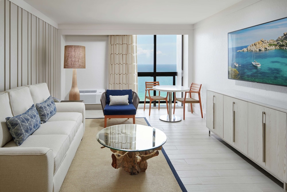 Bahia Mar Ft. Lauderdale Beach- a DoubleTree by Hilton Hotel — Hotel rooms in Fort Lauderdale, Florida