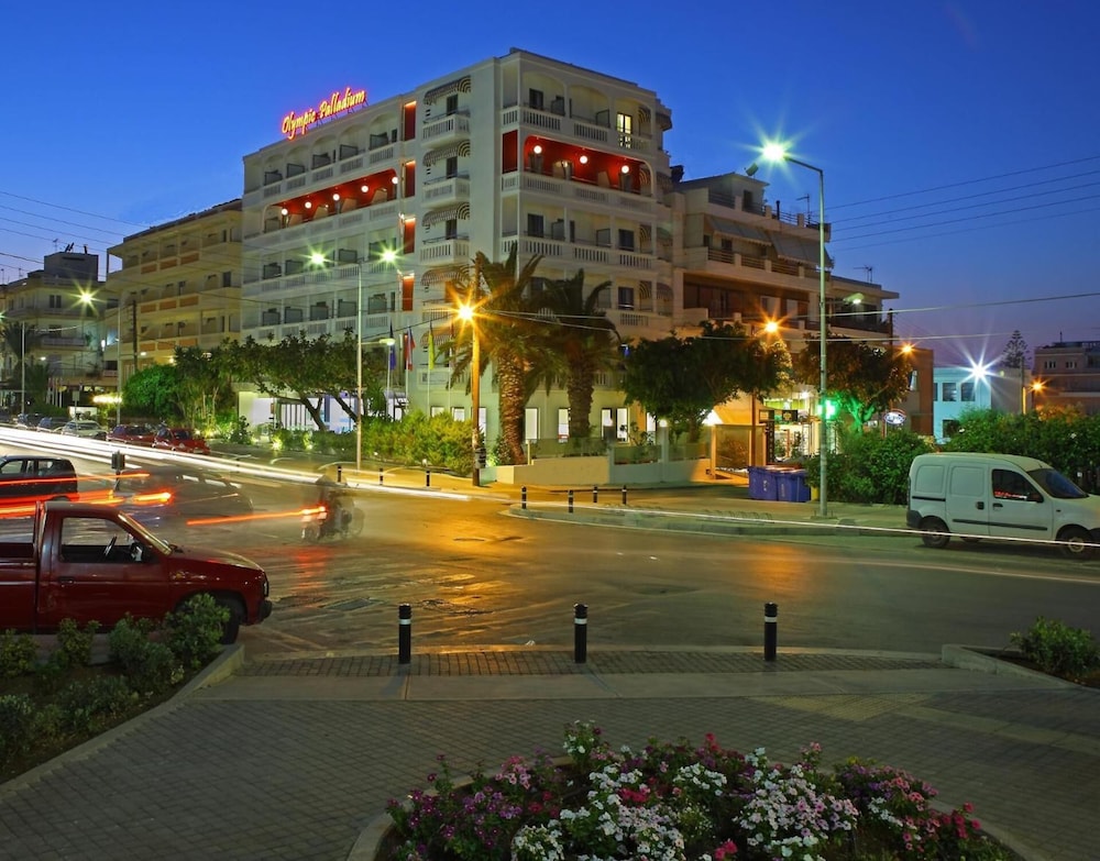 Olympic Palladium by GHH — Hotel building in Rethymnon