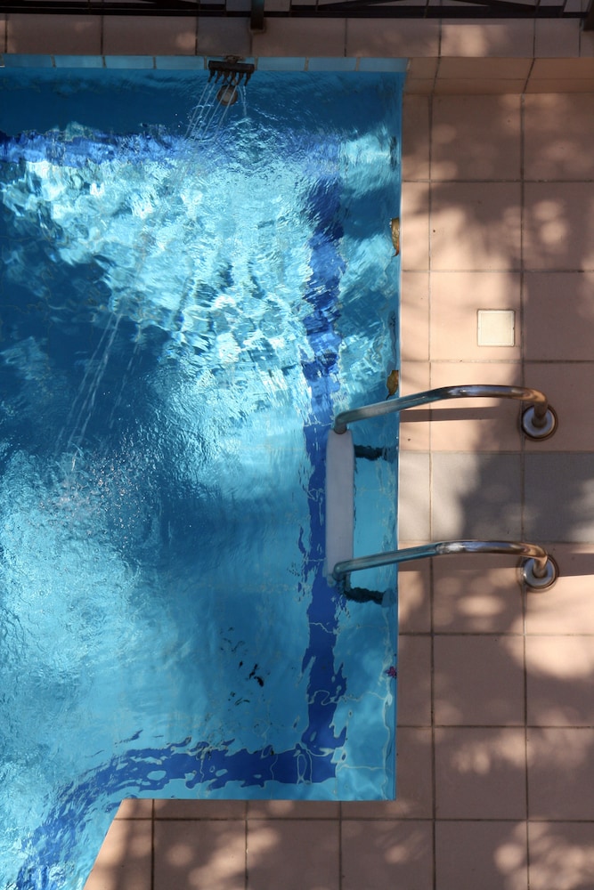Olympic Palladium by GHH — Swimming pool in Rethymnon