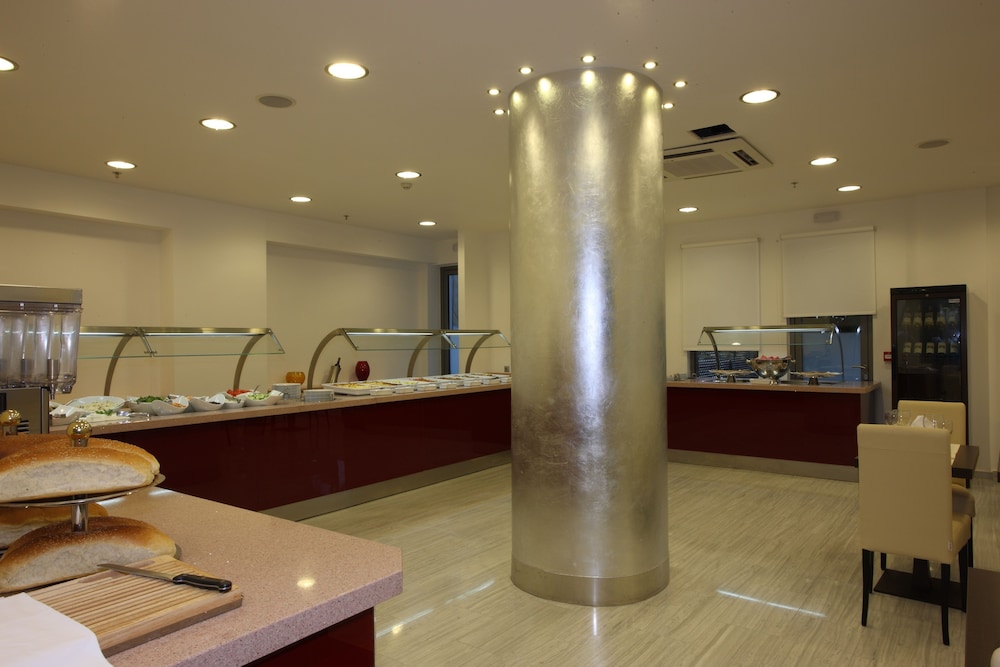 Olympic Palladium by GHH — Restaurant & bars in Rethymnon