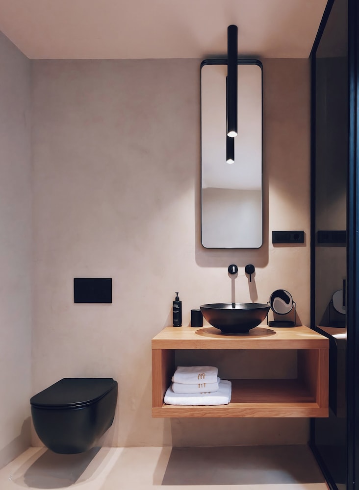 Monastery Estate Venetian Harbor — Hotel rooms in Chania
