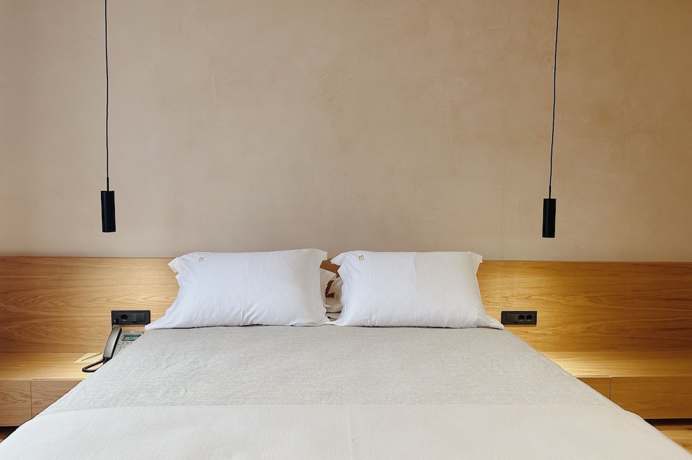 Monastery Estate Venetian Harbor — Hotel rooms in Chania