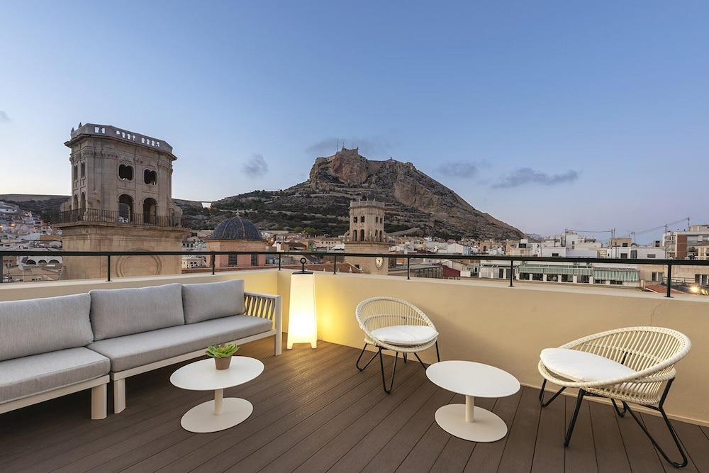 Eurostars Mediterranea Plaza — Attractions in the area in Alicante, Valencian Community