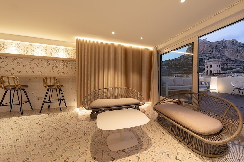 Eurostars Mediterranea Plaza — Hotel rooms in Alicante, Valencian Community