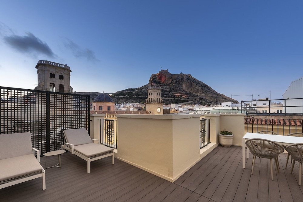 Eurostars Mediterranea Plaza — Attractions in the area in Alicante, Valencian Community