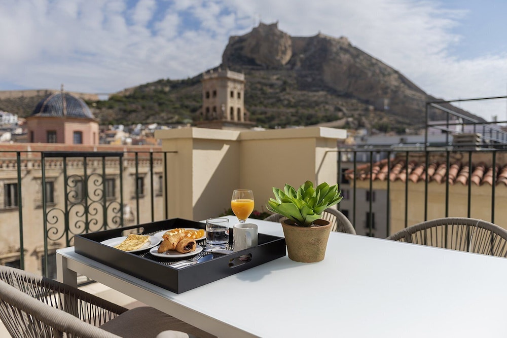 Eurostars Mediterranea Plaza — Attractions in the area in Alicante, Valencian Community