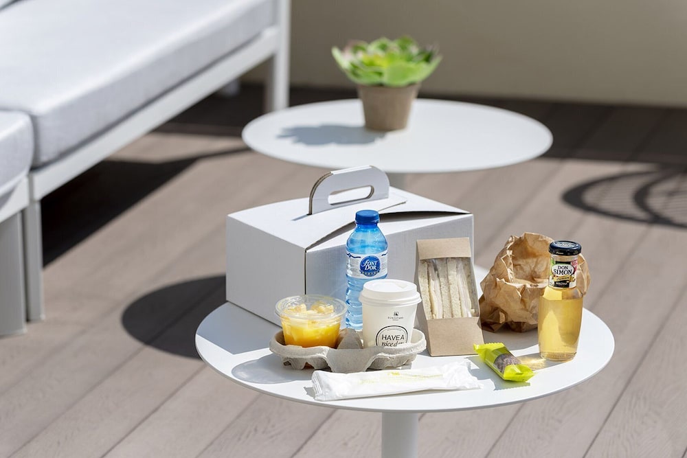 Eurostars Mediterranea Plaza — Restaurant & bars in Alicante, Valencian Community