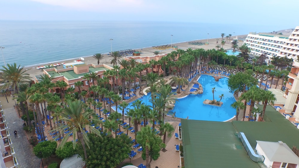 Playacapricho Hotel — Swimming pool in Roquetas de Mar, Andalusia