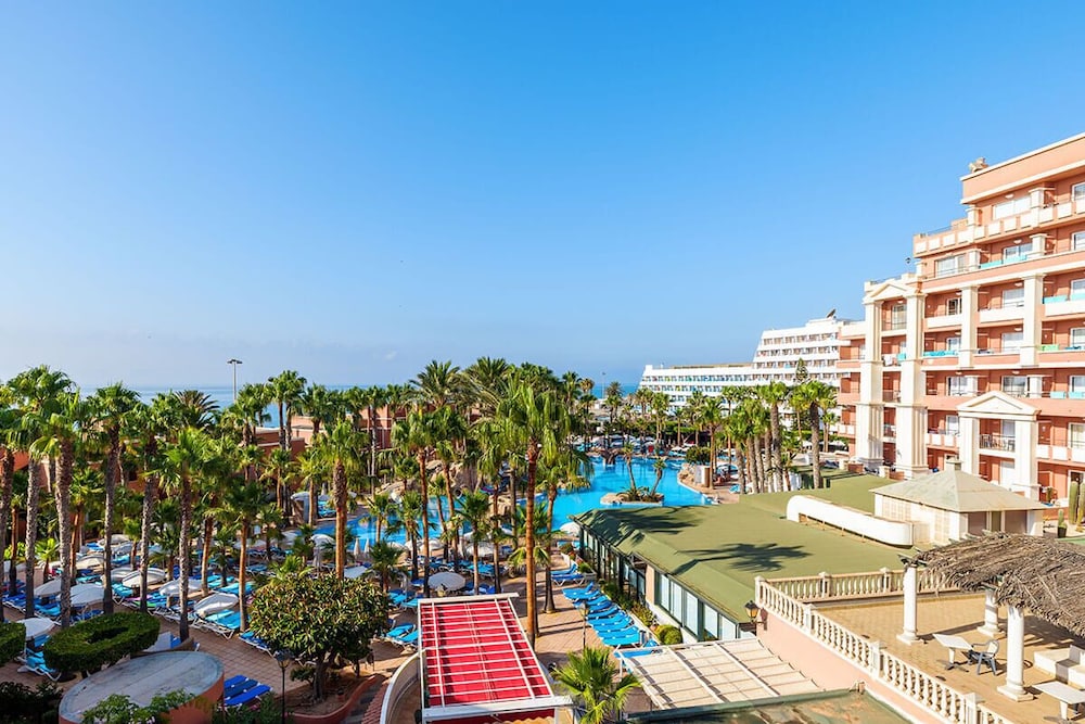 Playacapricho Hotel — Swimming pool in Roquetas de Mar, Andalusia