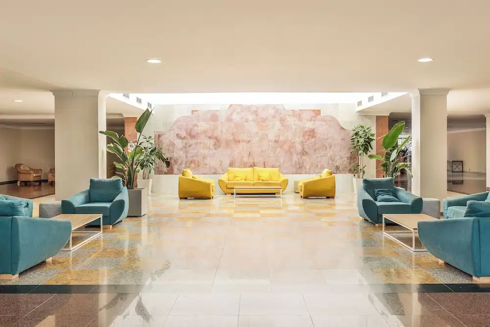 Hotel Best Roquetas — Hotel building in Roquetas de Mar, Andalusia