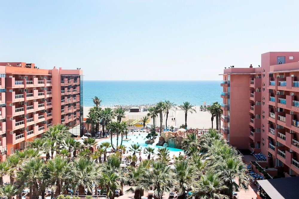 Hotel Best Roquetas — Swimming pool in Roquetas de Mar, Andalusia