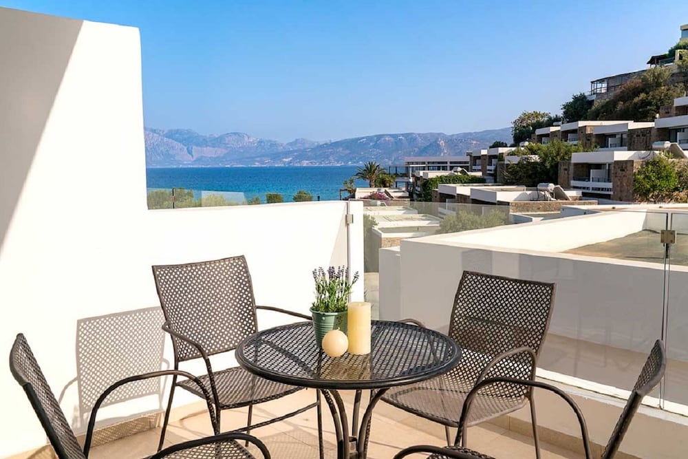 Ariadne Beach - Adults Only — Hotel building in Ammoudara (Agios Nikolaos)