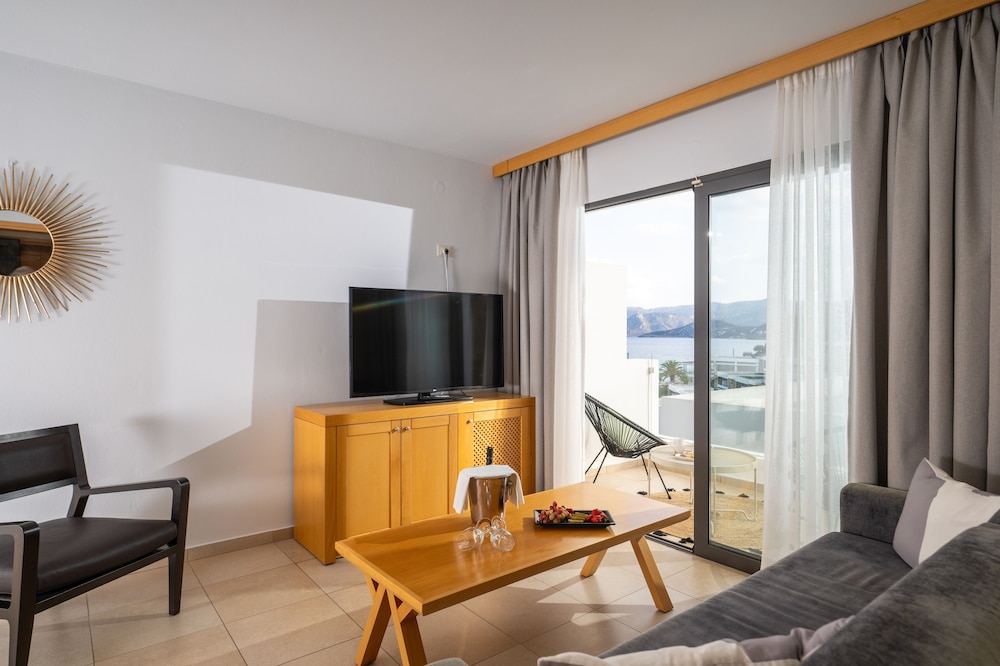 Ariadne Beach - Adults Only — Hotel rooms in Ammoudara (Agios Nikolaos)