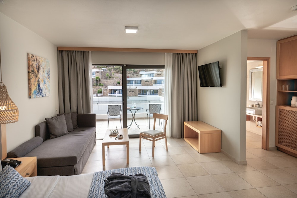 Ariadne Beach - Adults Only — Hotel rooms in Ammoudara (Agios Nikolaos)