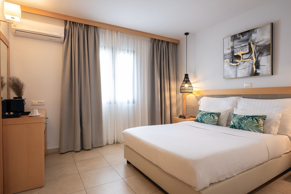 Ariadne Beach - Adults Only — Hotel rooms in Ammoudara (Agios Nikolaos)
