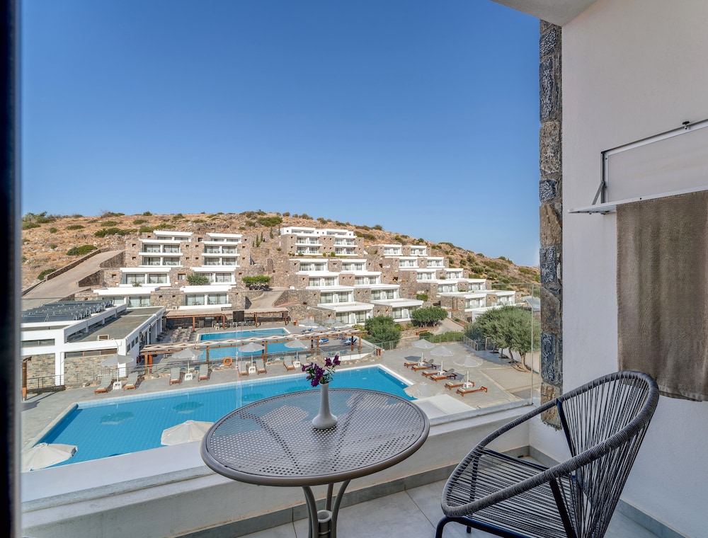Ariadne Beach - Adults Only — Hotel building in Ammoudara (Agios Nikolaos)