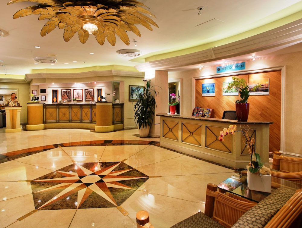 Ramada Plaza by Wyndham Waikiki — Hotel building in Honolulu, Hawaii