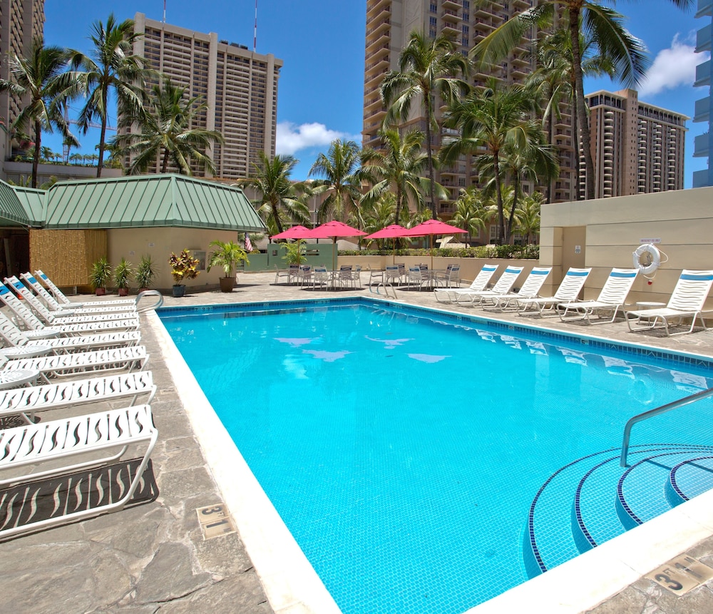 Ramada Plaza by Wyndham Waikiki — Main photo in Honolulu, Hawaii